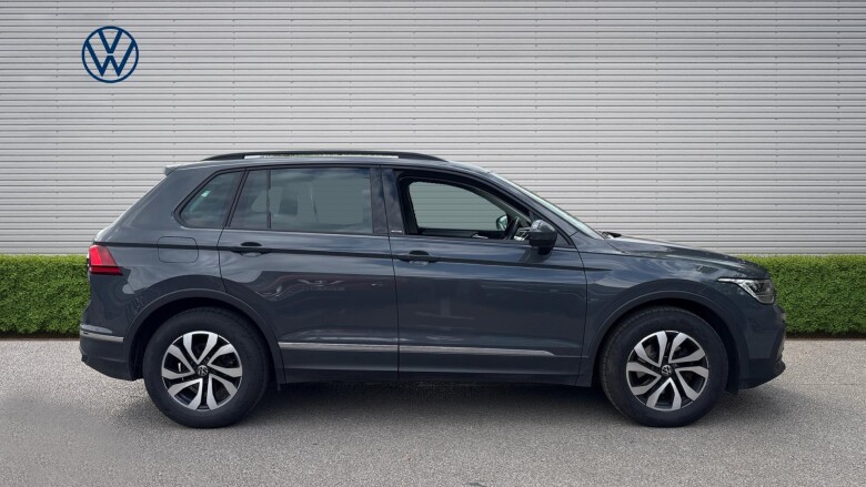 Volkswagen Tiguan 2.0 TDI Active 5dr Diesel Estate